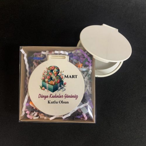 8 Mart Kadınlar Günü Kişiye Özel Hediye 8 Mart Kadınlar Günü - Yaren Davetiye
